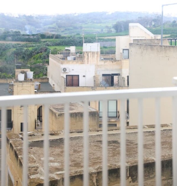 Property grounds - Cozy 3BR in Żebbuġ, Gozo – A Stay to Remember! (Zebbug)