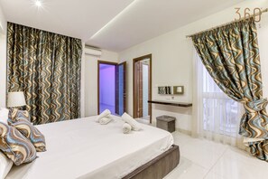 2 bedrooms, desk, iron/ironing board, travel cot