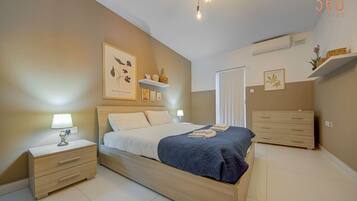 Desk, iron/ironing board, travel crib, WiFi