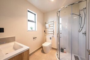 Soundproofing, cots/infant beds