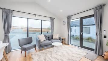 Phòng cách âm, nôi/giường cho trẻ sơ sinh