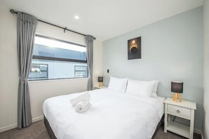 Soundproofing, cots/infant beds - Starry Lodge (Lake Tekapo)