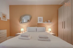 1 bedroom, desk, iron/ironing board, WiFi