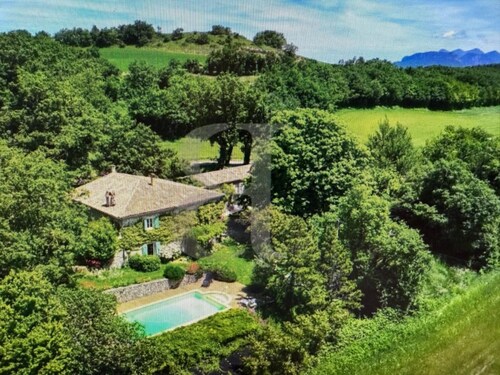 Maison de vacances 'Chant D'Etoiles' avec piscine privée