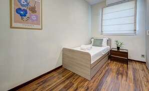 3 Schlafzimmer, Schreibtisch, Bügeleisen/Bügelbrett, WLAN