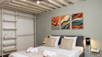 Signature Apartment, City View