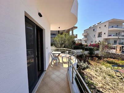 Apartments Meleqi
