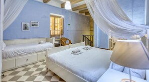 1 chambre, bureau, Wi-Fi, draps fournis