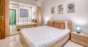 3 عدّة غرف نوم ومكتب ومكواة/لوح كي وواي فاي