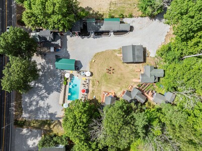 Cottage in Alton Bay – Sleeps 4, Pool, Trails & More!