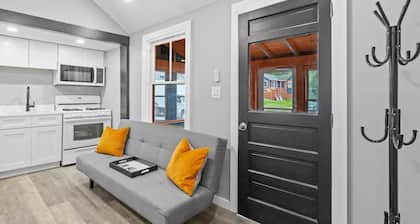 Cottage in Alton Bay – Sleeps 4, Pool, Trails & More!