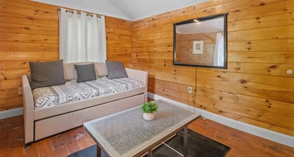 Newly Renovated Cottage on Main Street Alton Bay #5