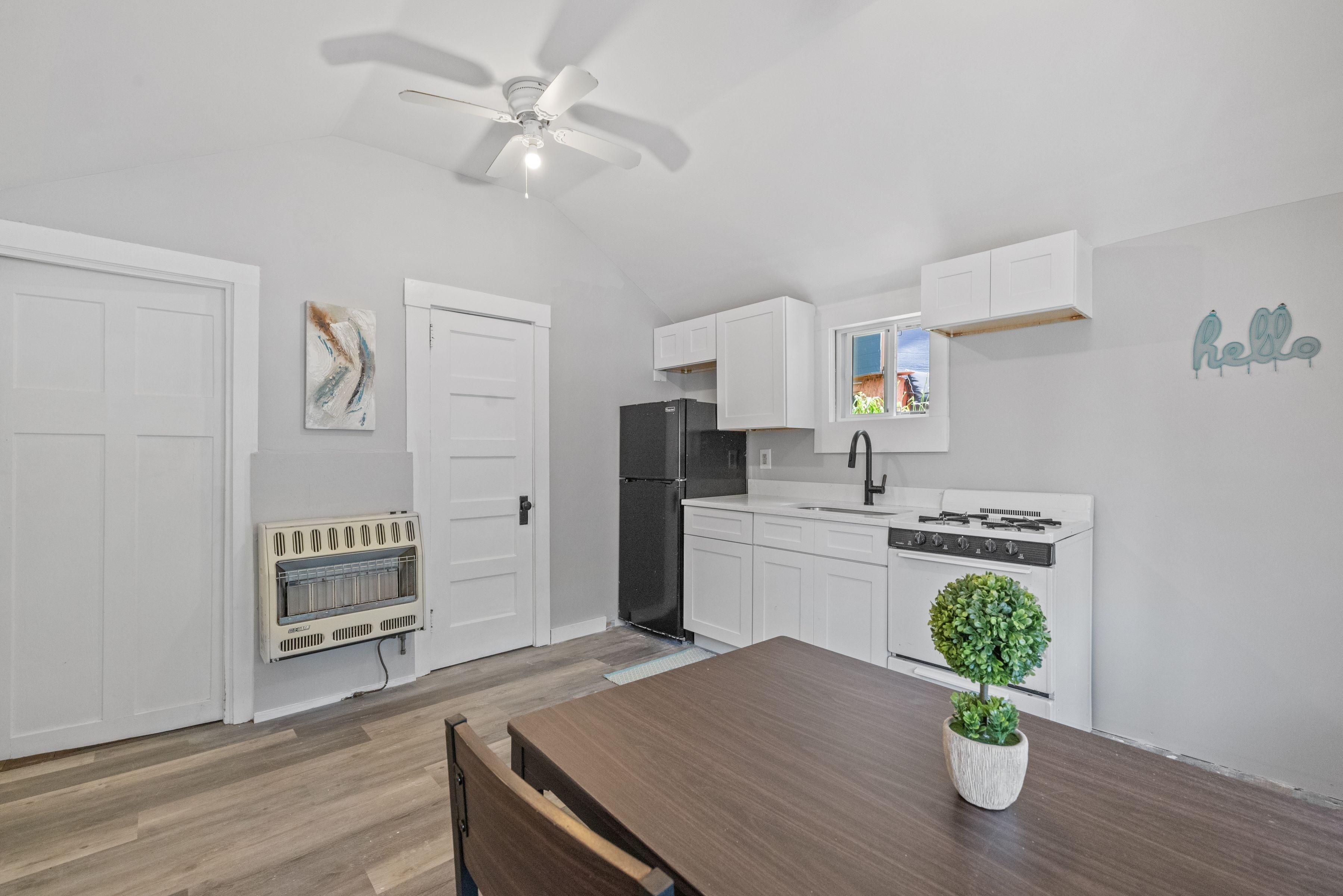 Private kitchen