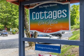 Exterior detail - Newly Renovated Cottage 8 Main Street Alton Bay! (Alton)