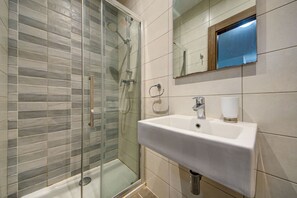 Haartrockner, Handtücher