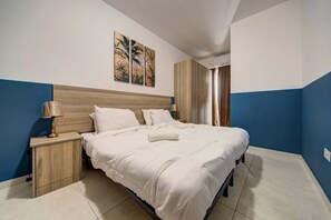 4 Schlafzimmer, Bügeleisen/Bügelbrett, WLAN, Bettwäsche