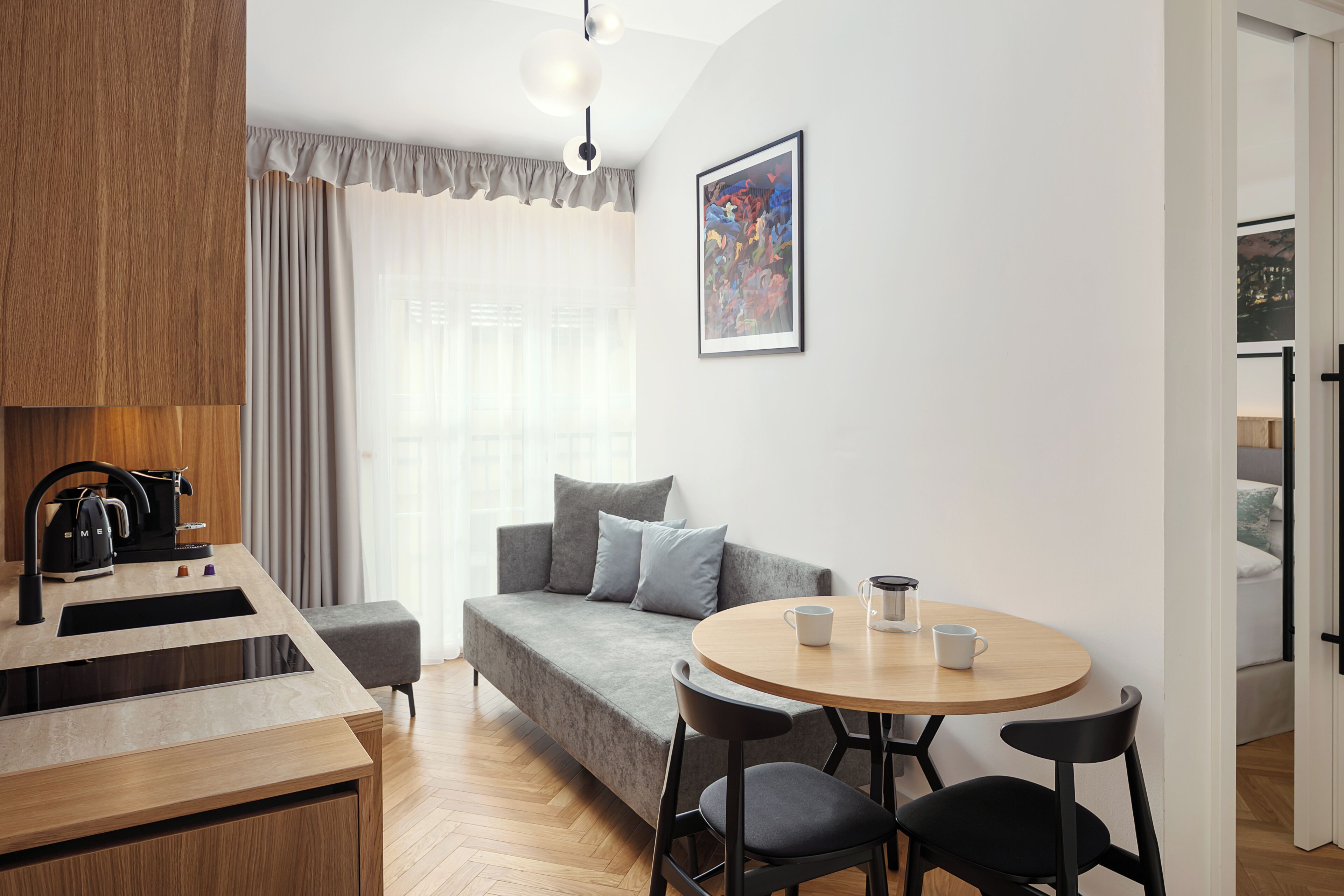 Apartemen Klasik, 2 kamar tidur, Bebas Asap Rokok, AC | Area keluarga | Smart TV 55-inci dengan saluran TV digital