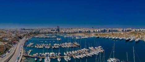 Marina