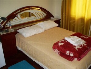 Room - Vieira's Palace Hotel (Paranaguá)