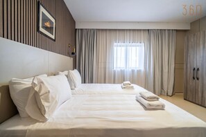 3 bedrooms, desk, iron/ironing board, WiFi