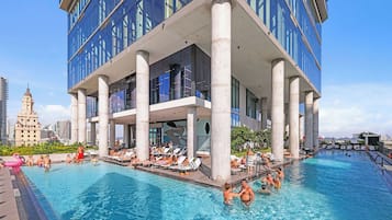 Piscina externa