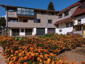 Exterior - Apartment 'Schwarzwald' with Balcony and Wi-Fi (Aichhalden)