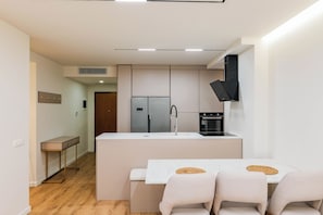 Appartement, balcon, vue mer | Cuisine privée