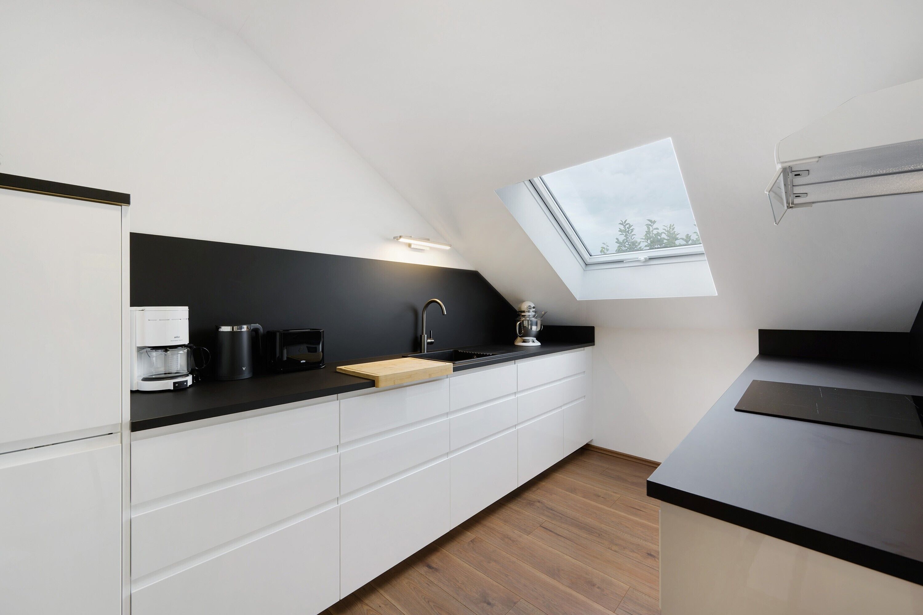 Kühlschrank, Ofen, Herdplatte, Geschirrspüler