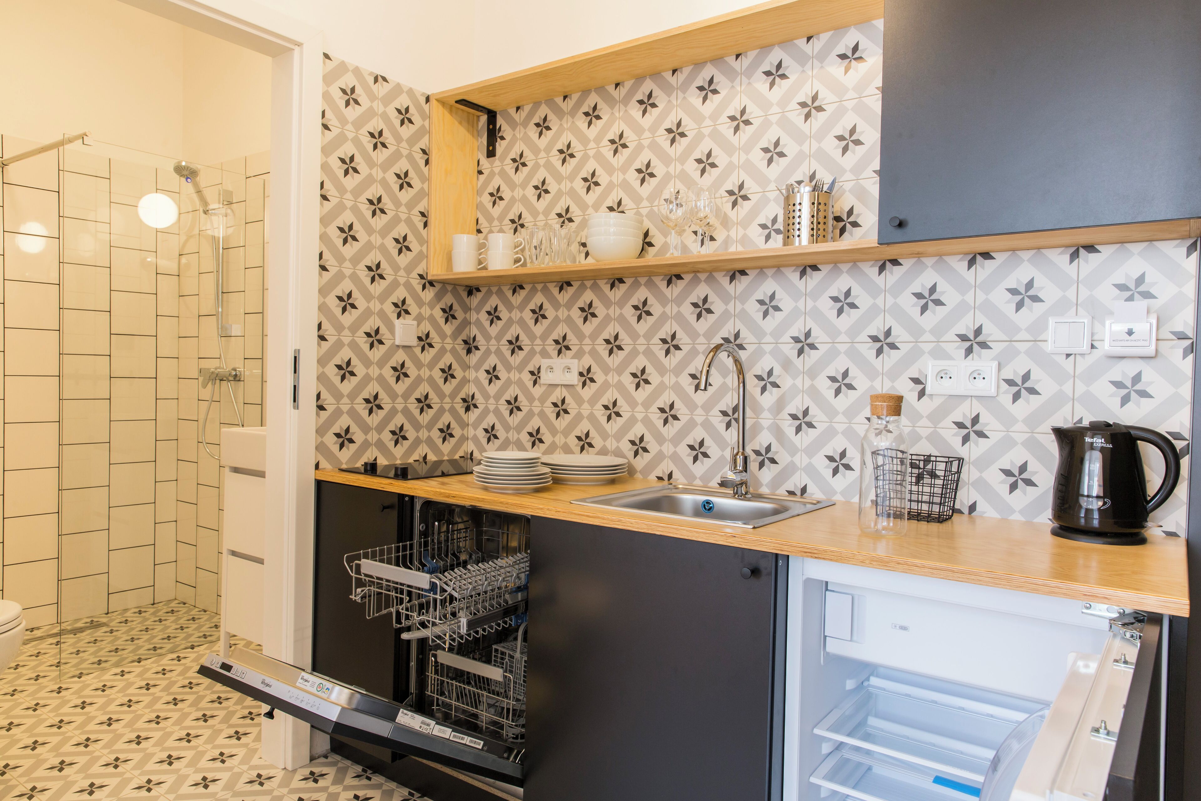 Apartment, 2 Bedrooms | Private kitchenette | Fridge, stovetop, dishwasher, cookware/dishes/utensils