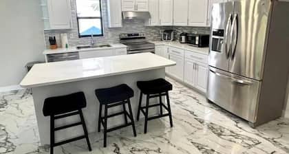 Luxury Relaxation Home 8PPL Pool