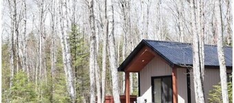 The Fauna Cozy Cabin