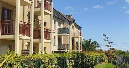 Apartment with balcony 10 minutes from the beach