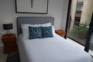 3 bedrooms, iron/ironing board, Internet, bed sheets - 3 Bdrm, Urban Luxury Suites with Infinity Pool (Playa del Carmen)