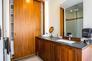 Secadora de cabello y toallas 