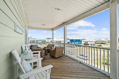 5 BRHome,Private Pool,Water Views!Steps to beach!