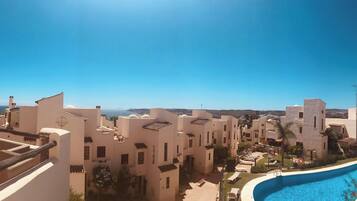 Apartament, 2 dormitoris, balcó, vistes al jardí | Exterior