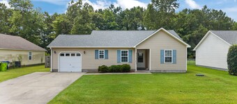 3-Bedroom Retreat with King Suite, Pool Table & Private Fenced Yard