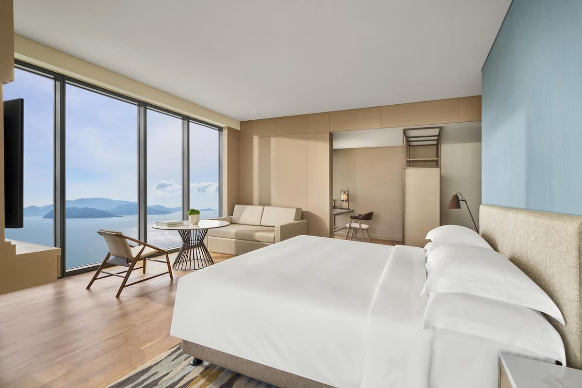 Deluxe Room, 1 King Bed, Ocean View | View from room