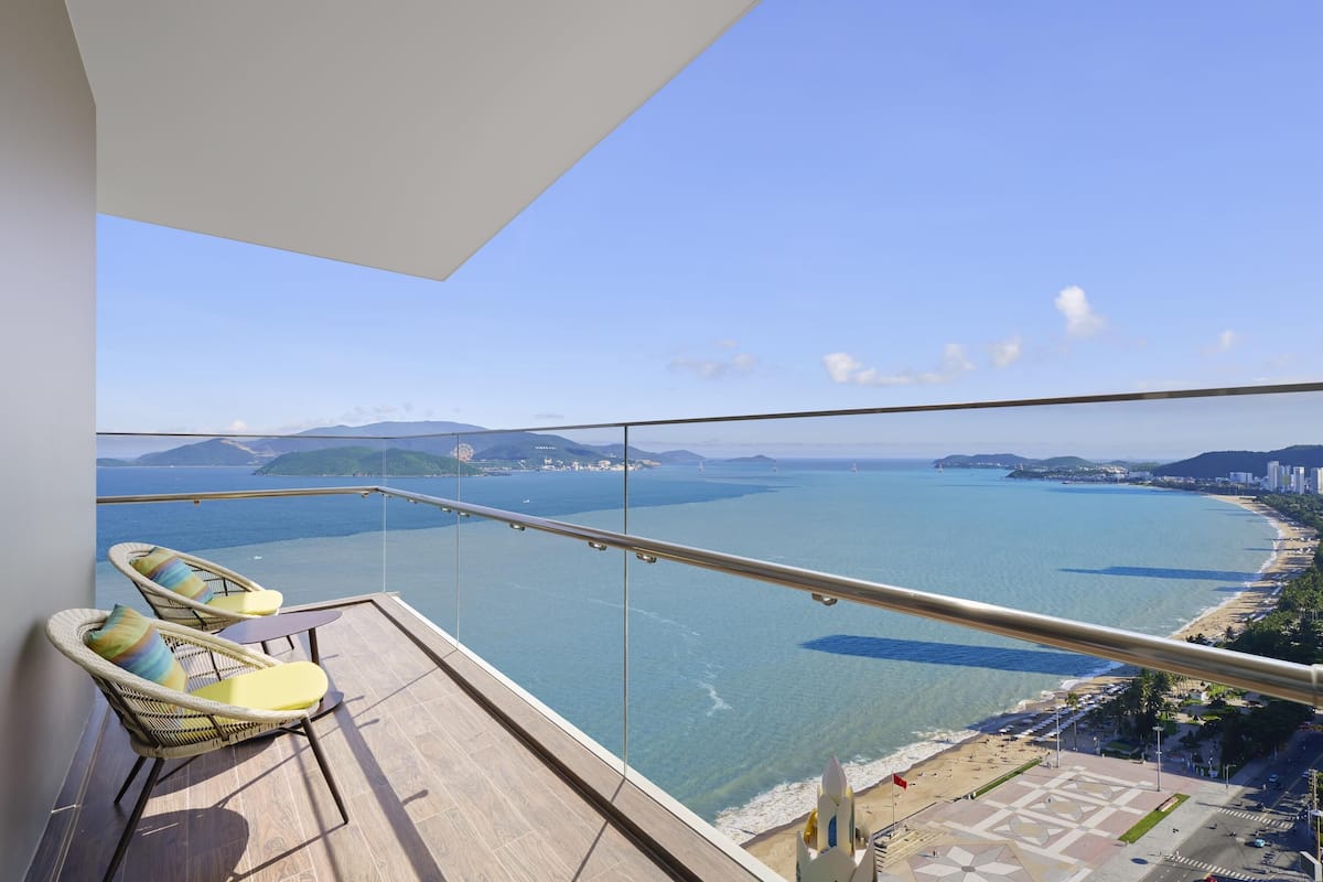 Deluxe Room, 2 Single Beds, Ocean View | View from room