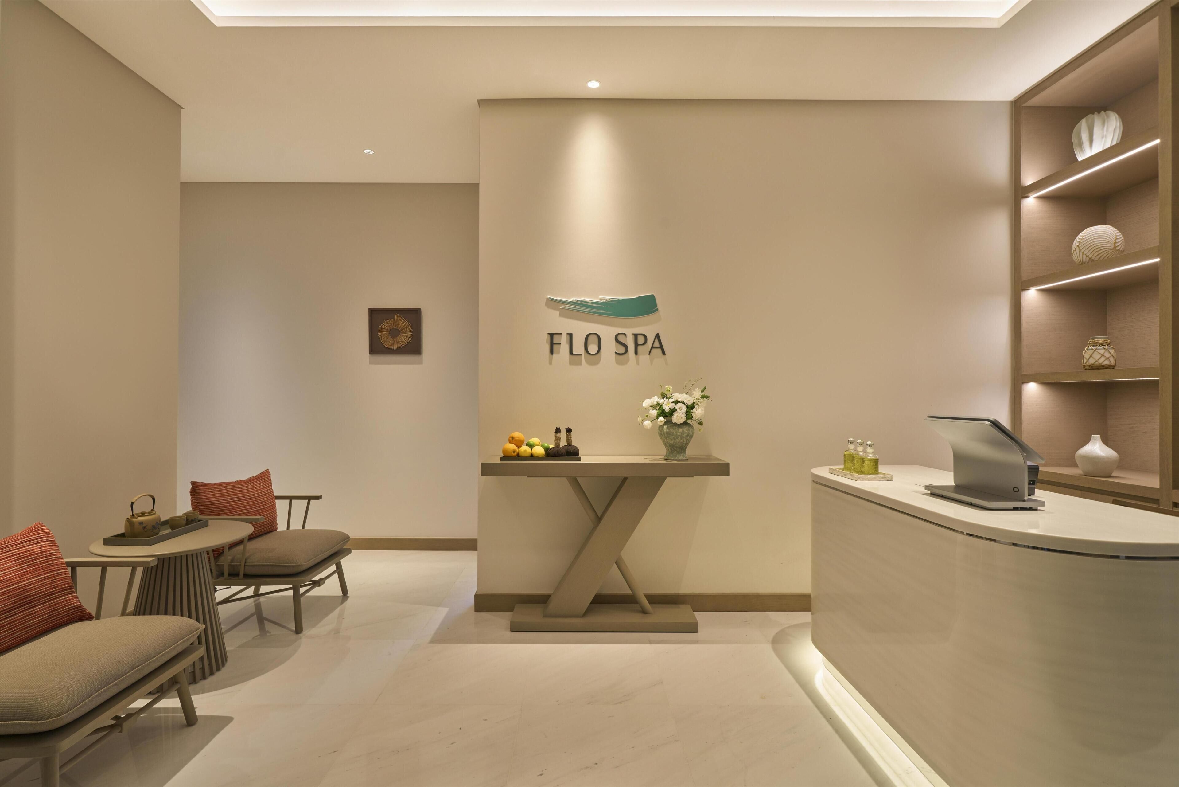 Body treatments, hydrotherapy, aromatherapy, hot stone massages