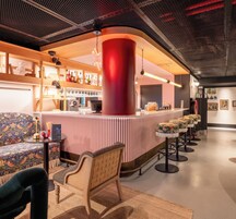 Bar (en la propiedad)