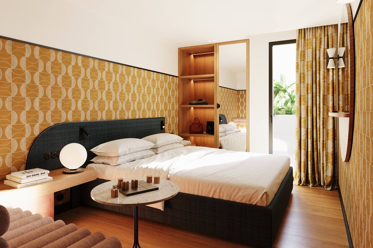 Standard Double or Twin Room, Courtyard View (Urban Pateo Terrace Room) | Hypo-allergenic bedding, down comforters, in-room safe, soundproofing