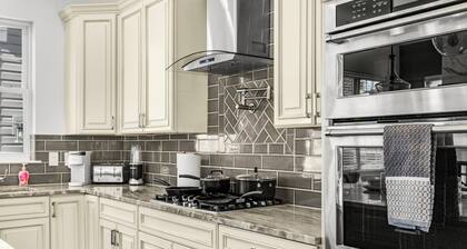 Elegant Open Concept Close To DC
