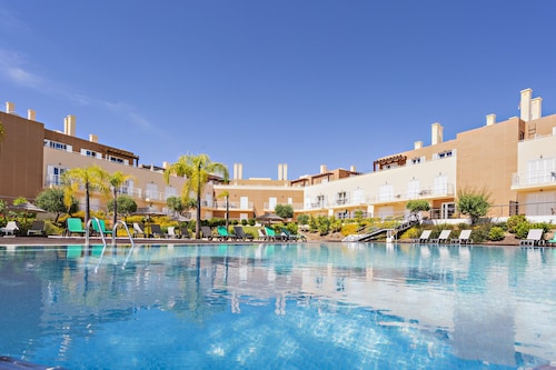 CG 73C - Penthouse - Cabanas Gardens