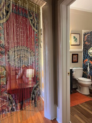 Hair dryer, towels, soap, toilet paper - ~The Hippie Haven~ (Newnan)