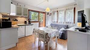 Uklassifisert bilde, 3 av 29, knapp