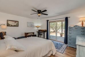 3 slaapkamers, een bureau, reisbedje, gratis wifi