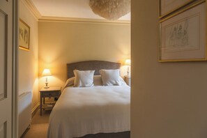 4 ห้องนอน, ห้องพักตกแต่งอย่างมีเอกลักษณ์, ตกแต่งพิเศษโดยเฉพาะ, Wi-Fi ฟรี