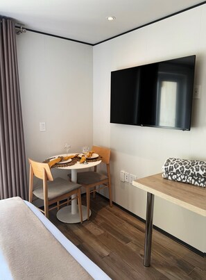 1 غرفة نوم وواي فاي وملاءات أسرّة