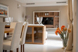 تفاصيل الفندق من الداخل